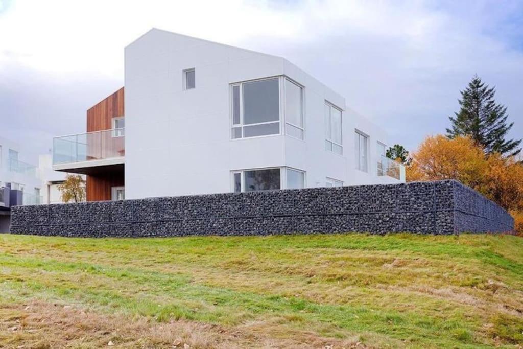 Modern Luxury Apartment - Ocean & Mountain Views Reykjavik Luaran gambar