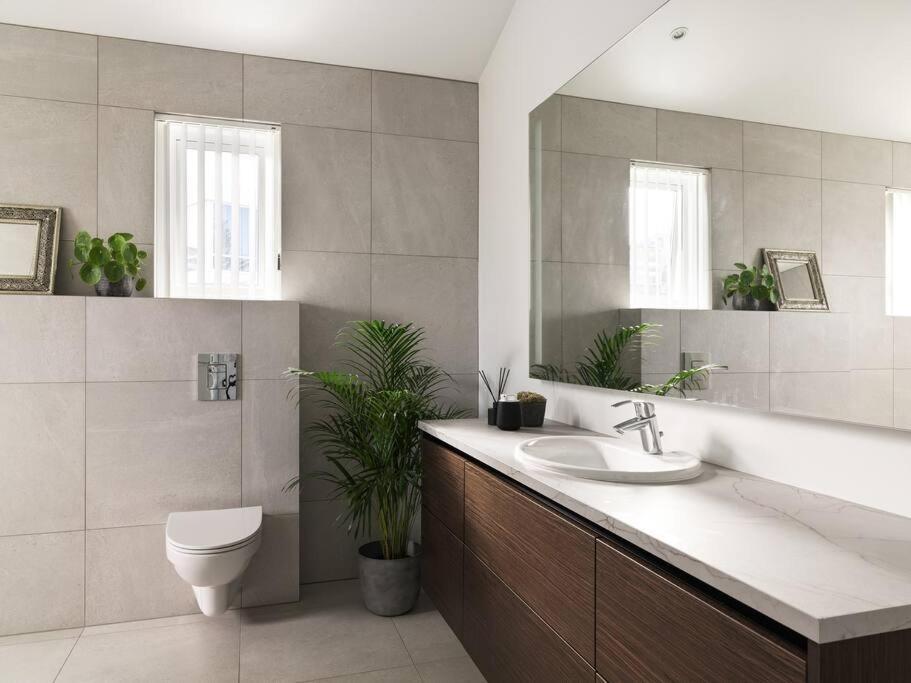 Modern Luxury Apartment - Ocean & Mountain Views Reykjavik Luaran gambar